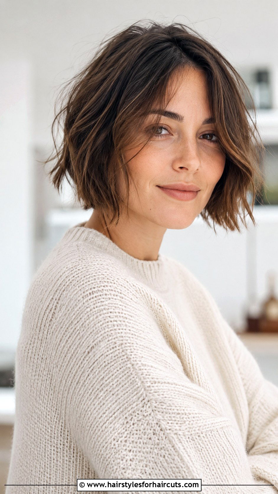 Textured Bob Haircut - 25 best haircuts for extremely thin hair - 25 best haircuts for extremely thin hair