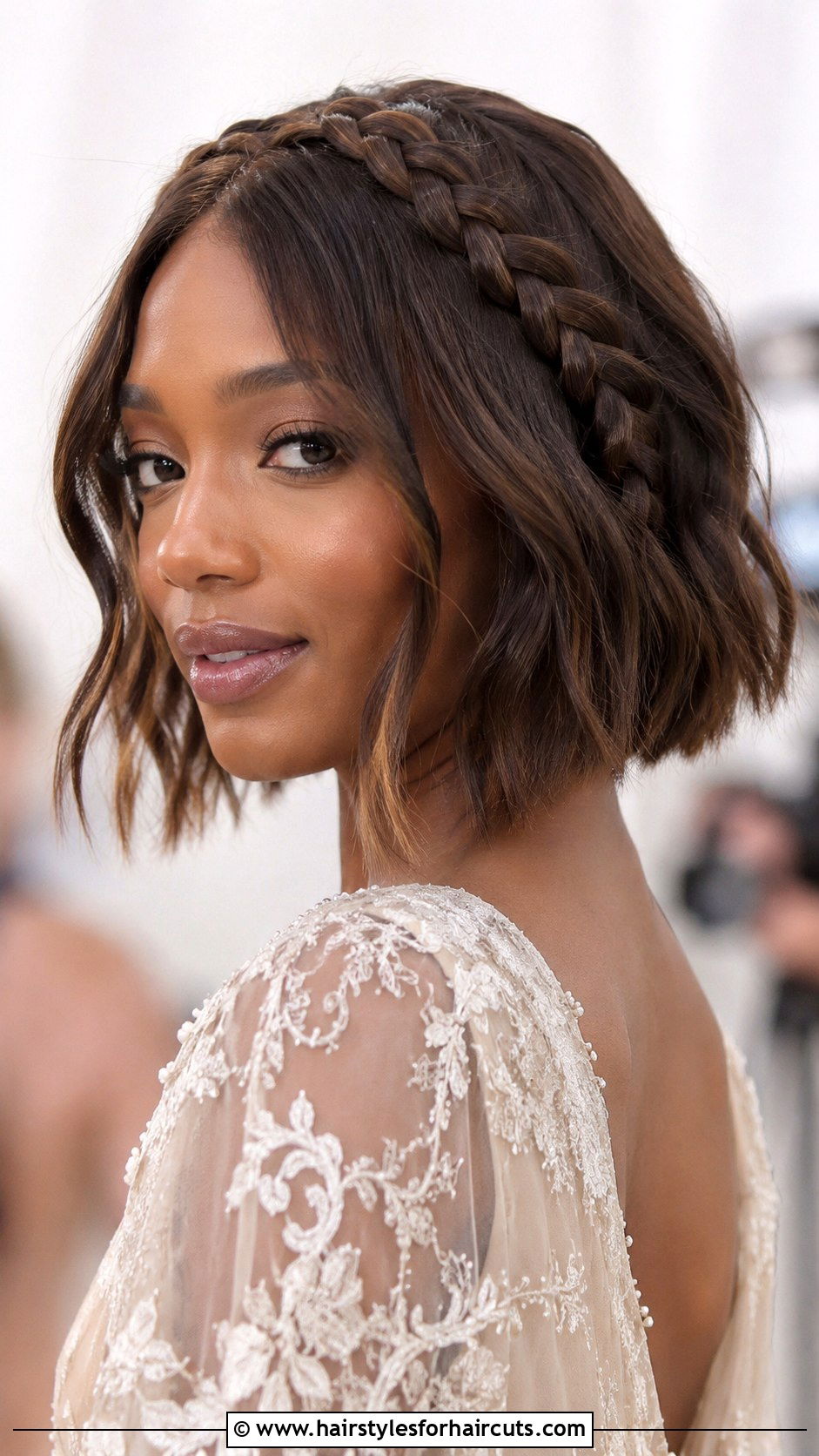 Textured Bob With Floral Pins - 25 wedding hairstyles for short length hair - 25 wedding hairstyles for short length hair