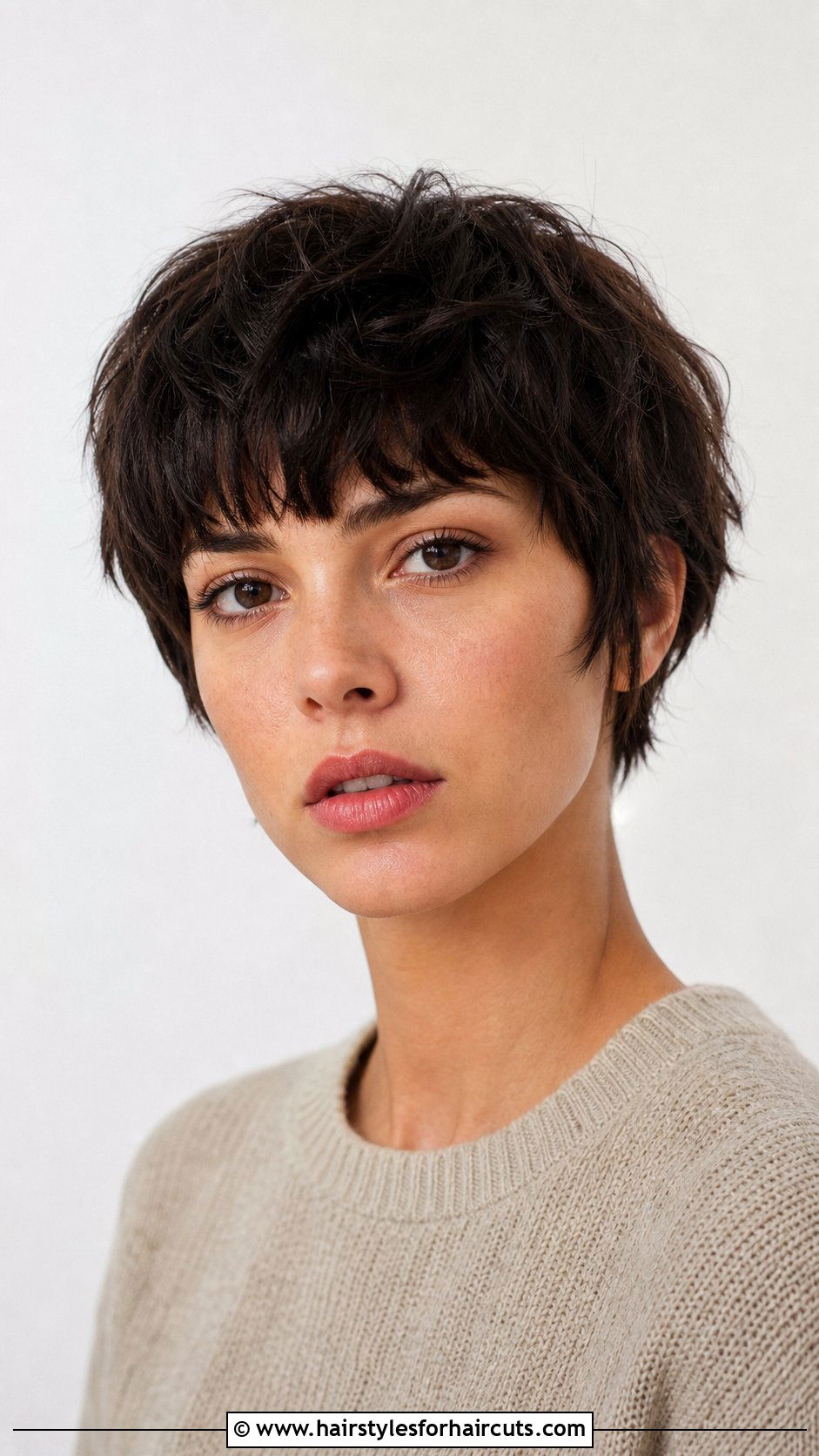 Textured Bowl Cut - 25 hair school haircuts - 25 hair school haircuts