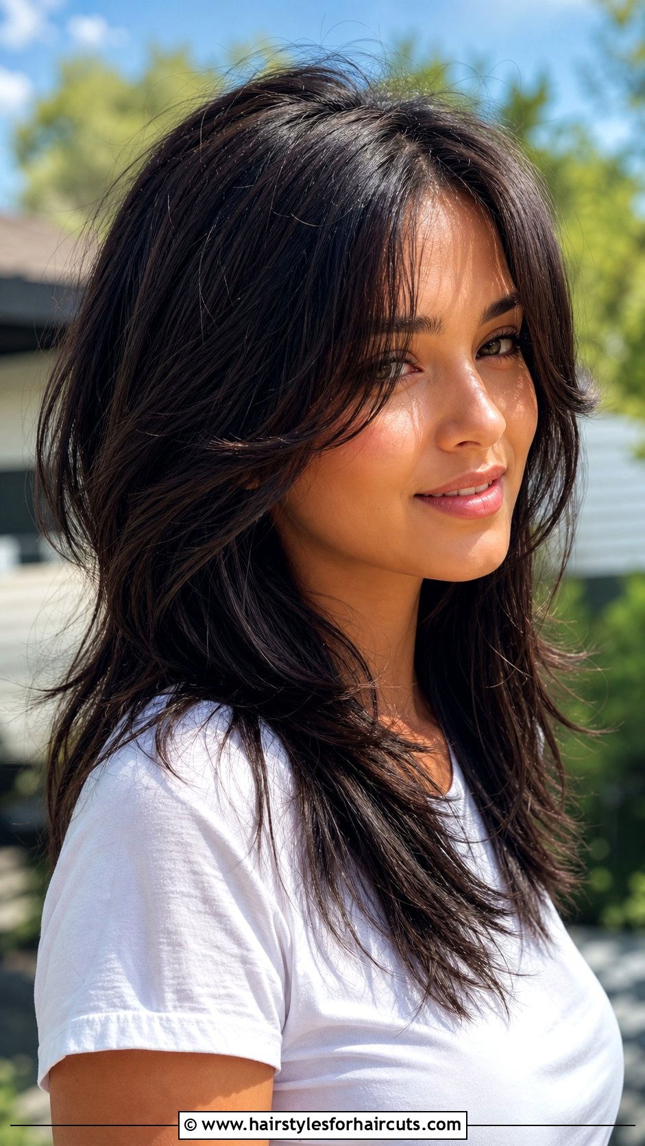 Textured Butterfly Cut - 25 choppy rocker hairstyles for medium length hair - 25 choppy rocker hairstyles for medium length hair