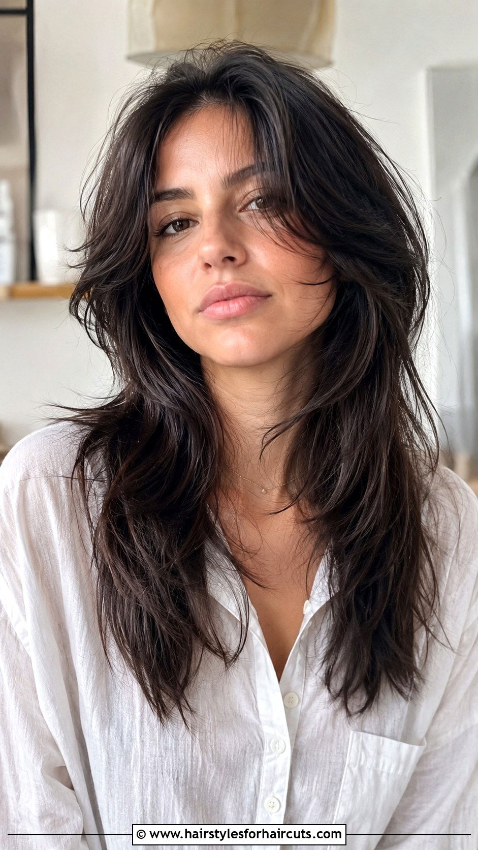Textured Butterfly Haircut - 25 bitterfly haircuts - 25 bitterfly haircuts