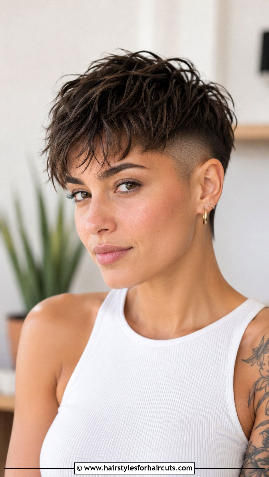 Textured Crop - 25 haircuts for straight flat hair - 25 haircuts for straight flat hair