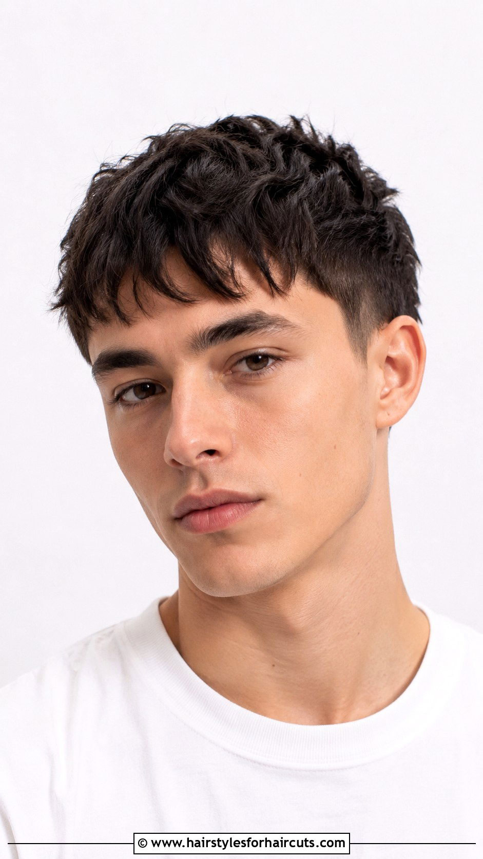 Textured Crop Androgynous Haircut - 25 androgynous haircuts for thick hair - 25 androgynous haircuts for thick hair