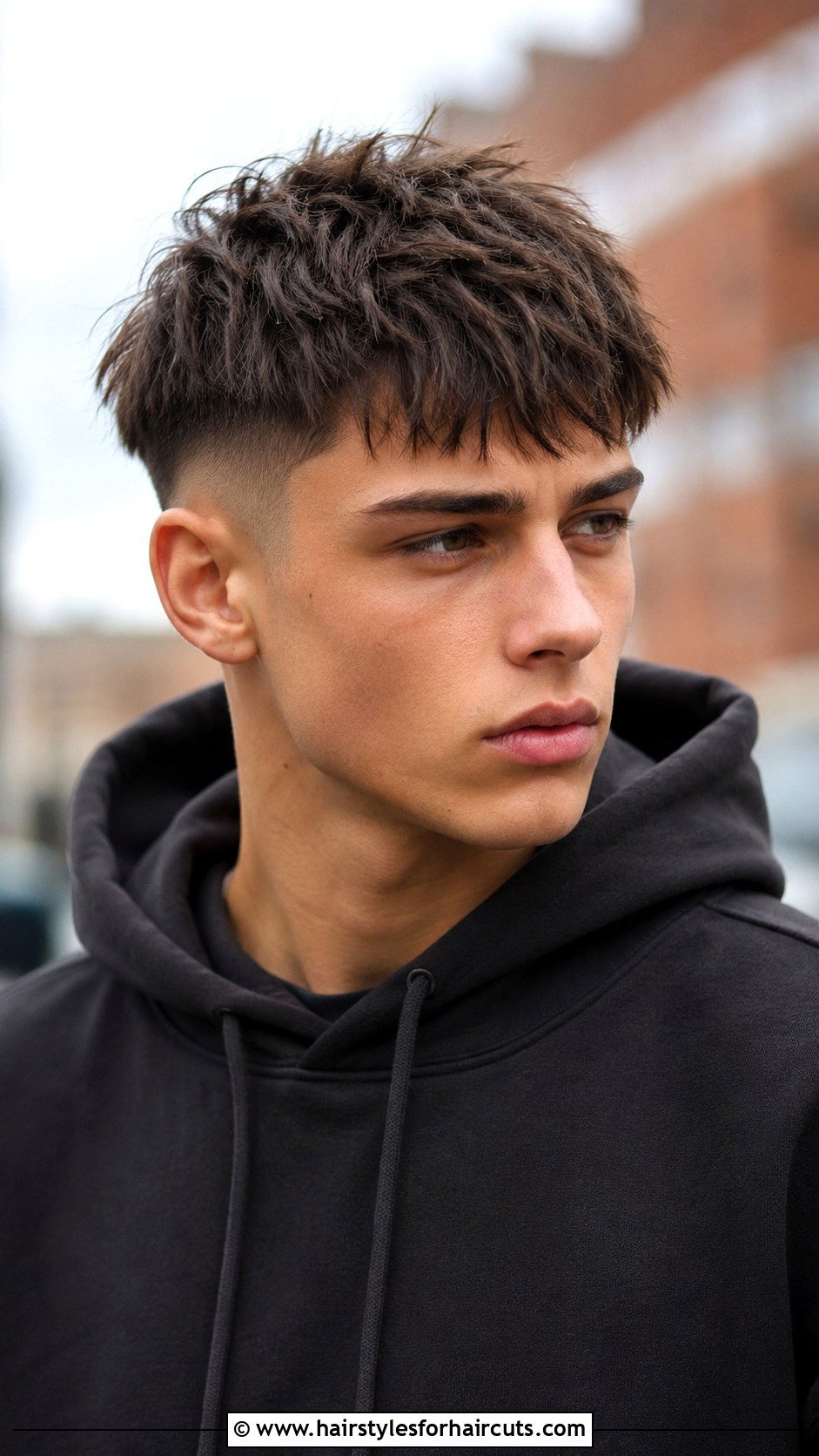 Textured Crop Haircut - 25 haircuts academy - 25 haircuts academy