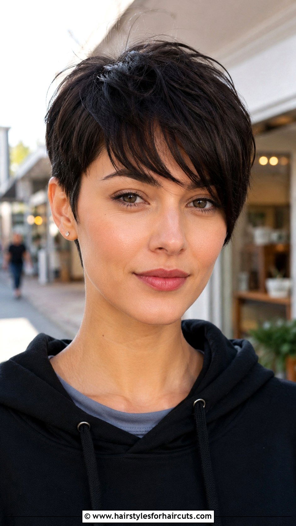 Textured Crop With Side Bangs - 25 side bangs haircuts - 25 side bangs haircuts