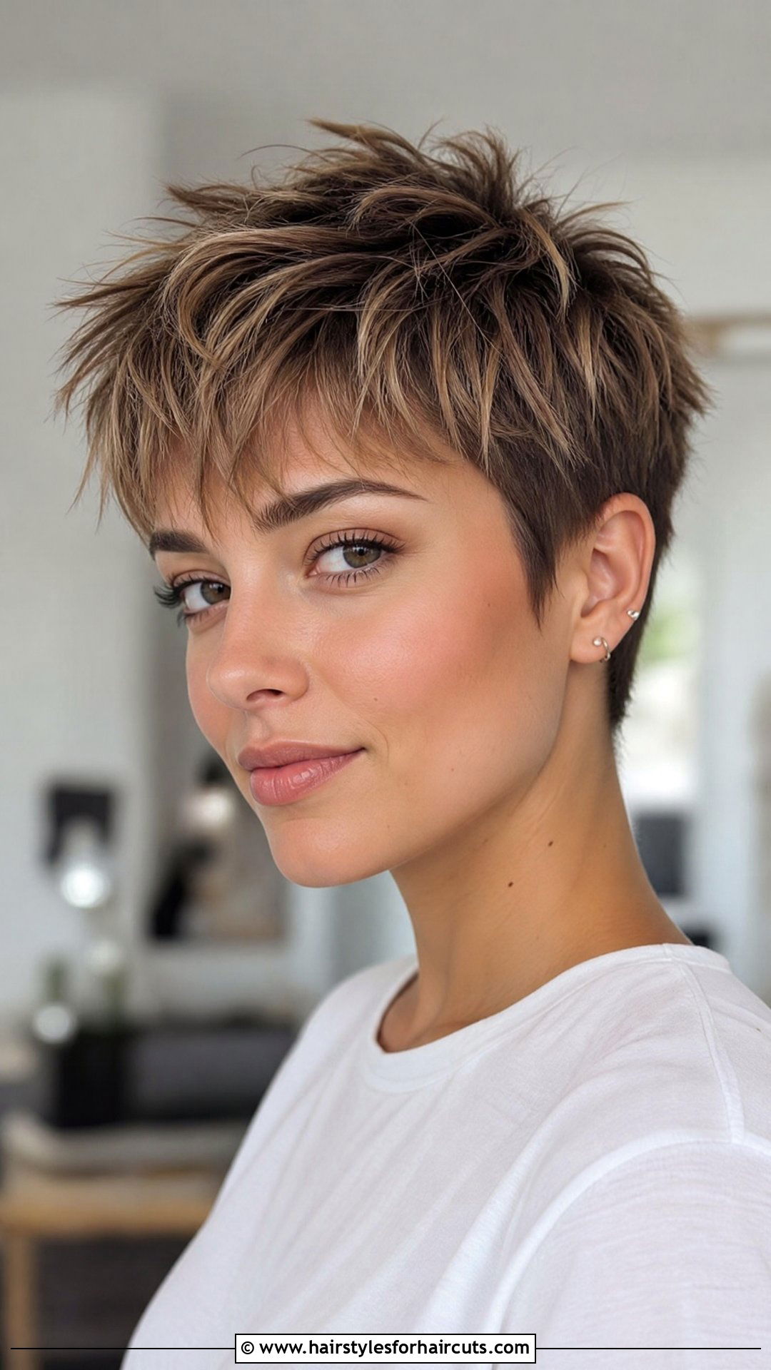 Textured Cropped Pixie - 25 short hairstyles for over 50 fine hair - 25 short hairstyles for over 50 fine hair