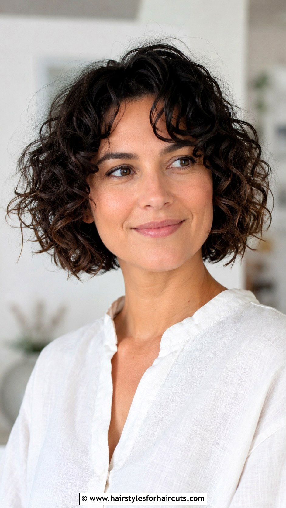 Textured Curly Bob - 25 chin length haircuts for curly hair - 25 chin length haircuts for curly hair