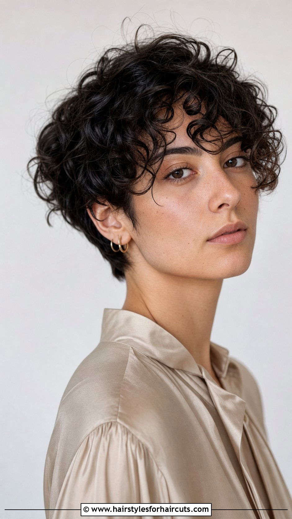 Textured Curly Pixie Bob - 25 gender neutral haircuts for curly hair - 25 gender neutral haircuts for curly hair