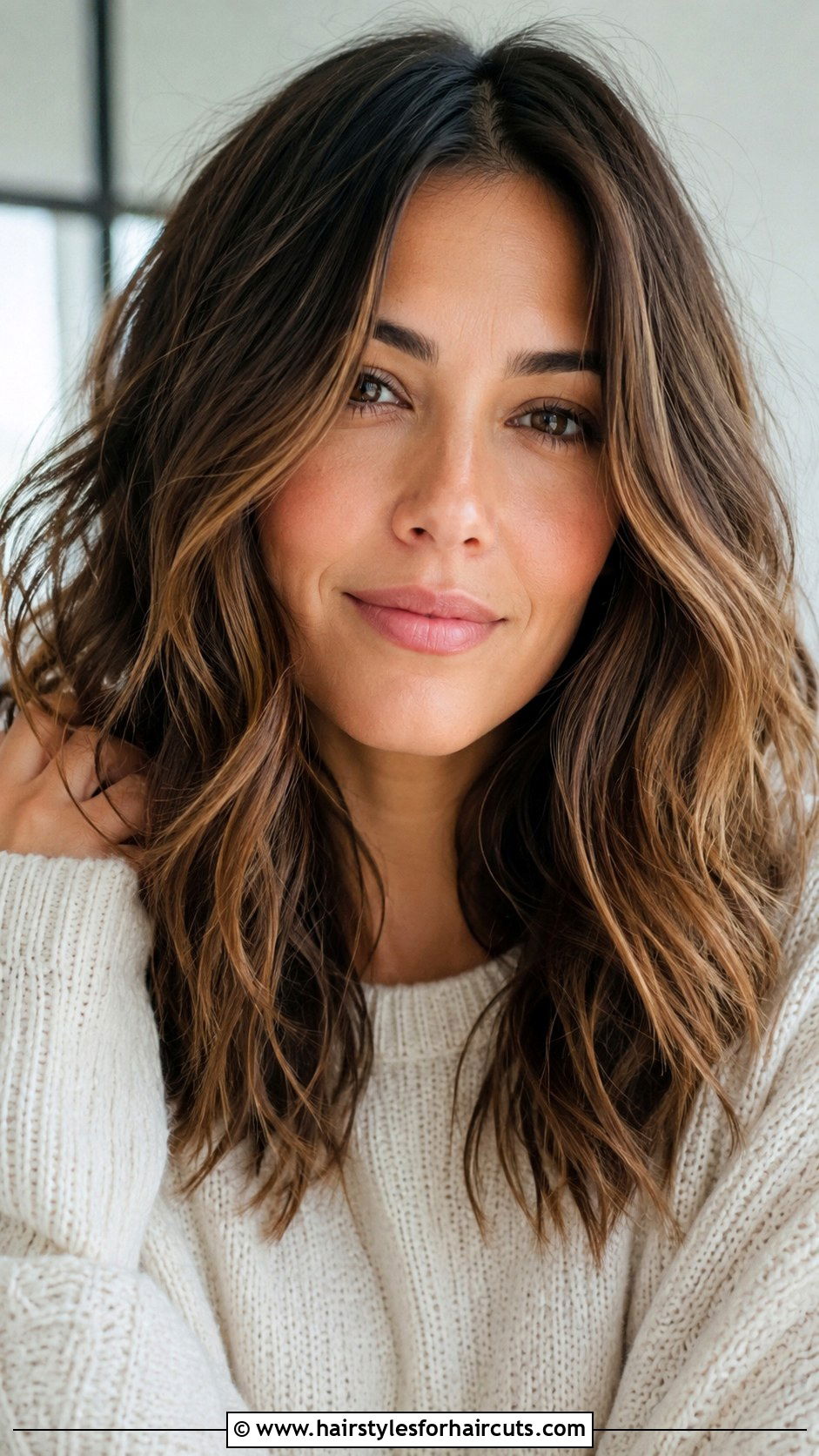 Textured Ends Mid Length Hair - 25 mid length haircuts for thick wavy hair - 25 mid length haircuts for thick wavy hair