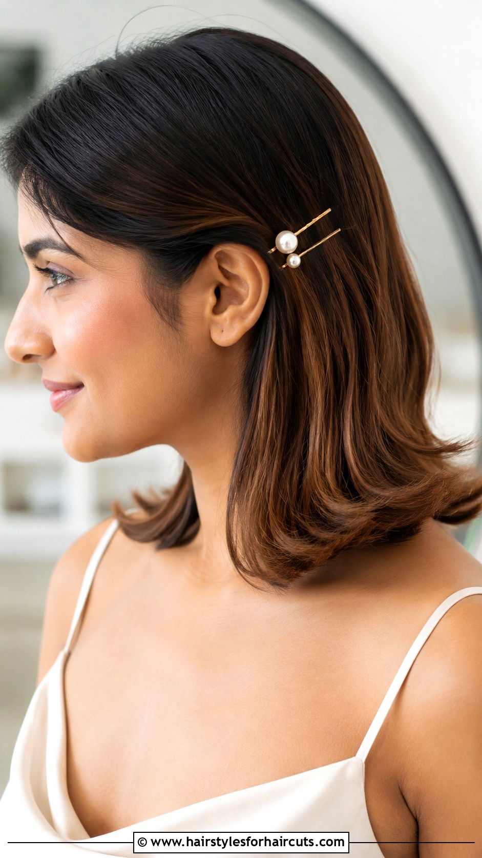 Textured Ends With Hair Pins - 25 down wedding hairstyles for medium hair - 25 down wedding hairstyles for medium hair