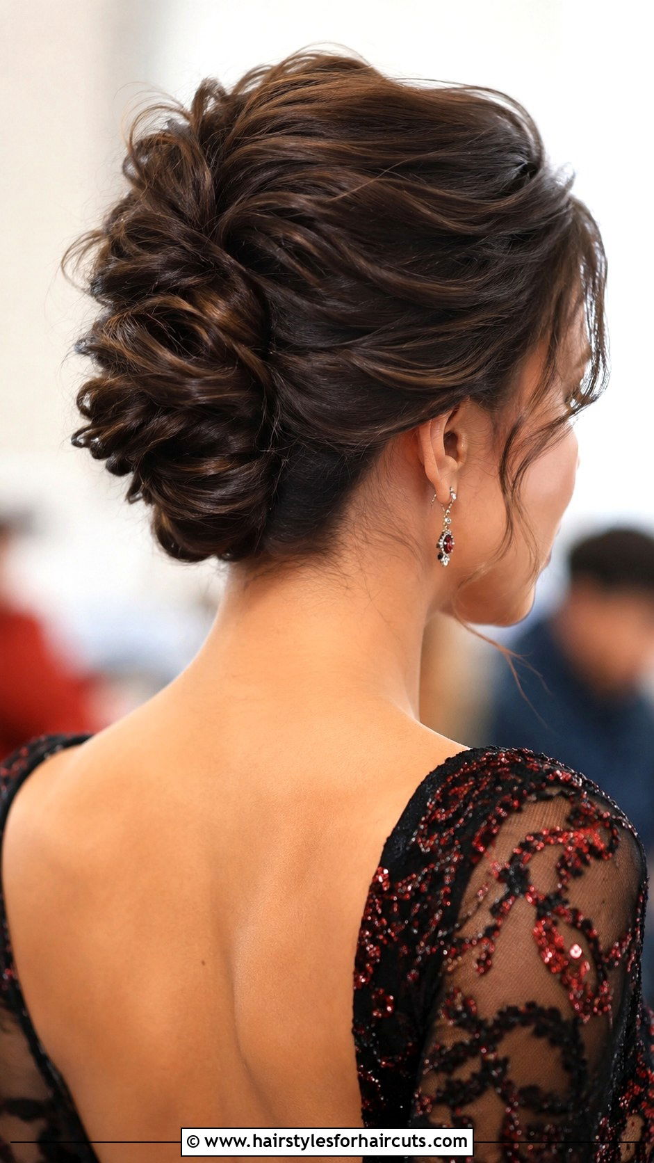 Textured French Twist - 25 dance hairstyles - 25 dance hairstyles