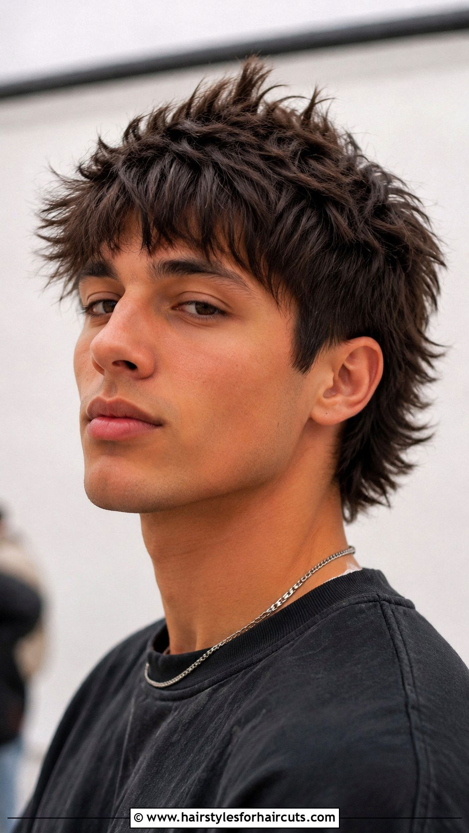 Textured Fringe Mullet - 25 mullet haircuts - 25 mullet haircuts