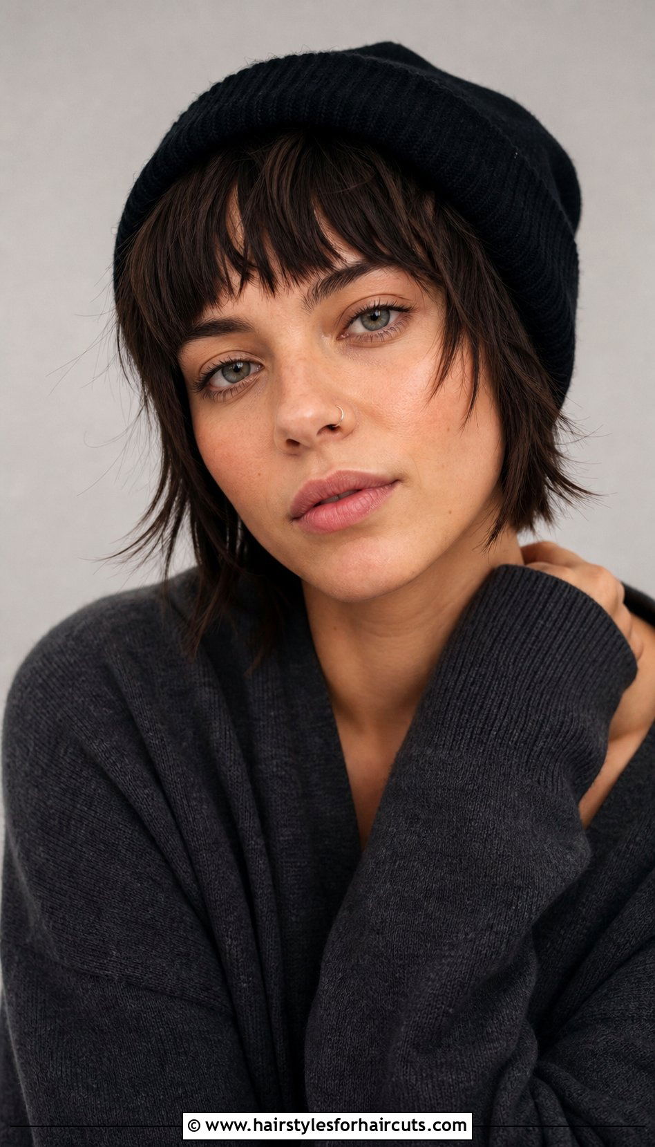 Textured Fringe With Beanie Short Hair - 25 hat hairstyles for short hair - 25 hat hairstyles for short hair
