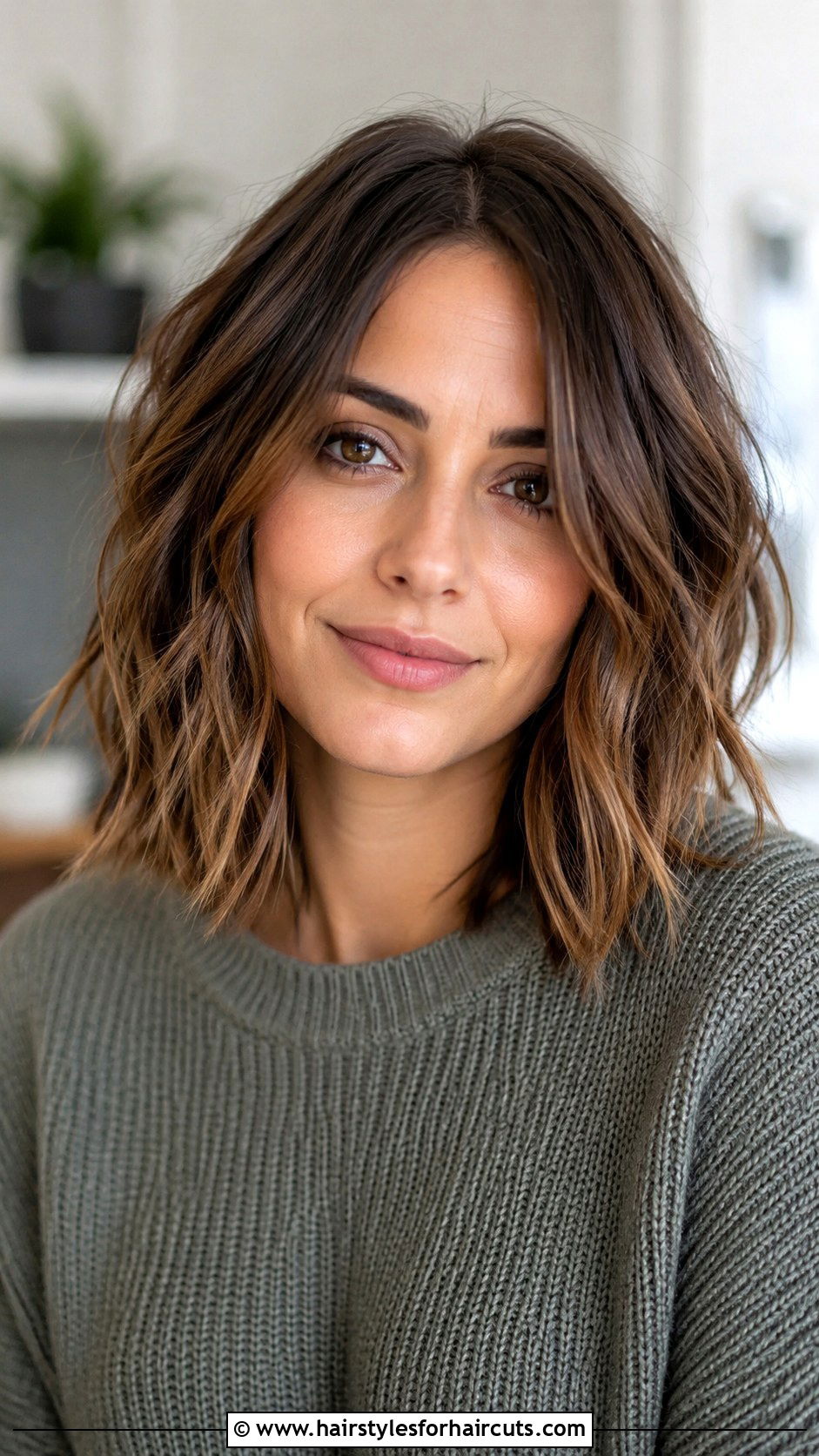 Textured Lob - 25 business hairstyles for women - 25 business hairstyles for women