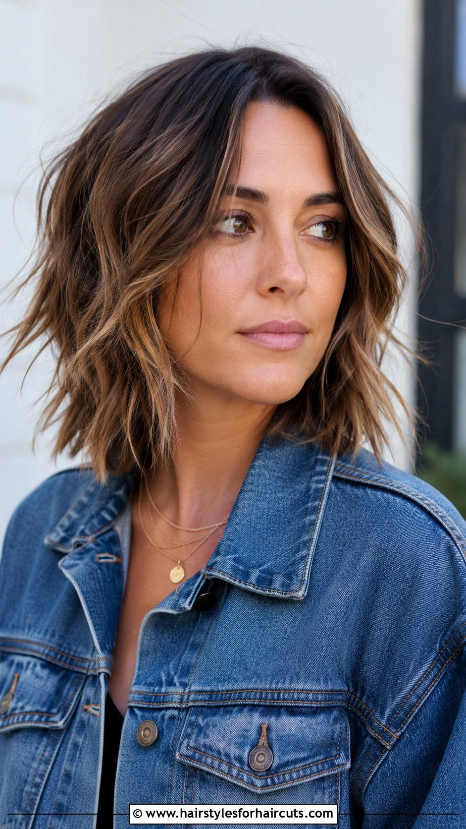 Textured Lob - 25 diamond face hairstyles - 25 diamond face hairstyles