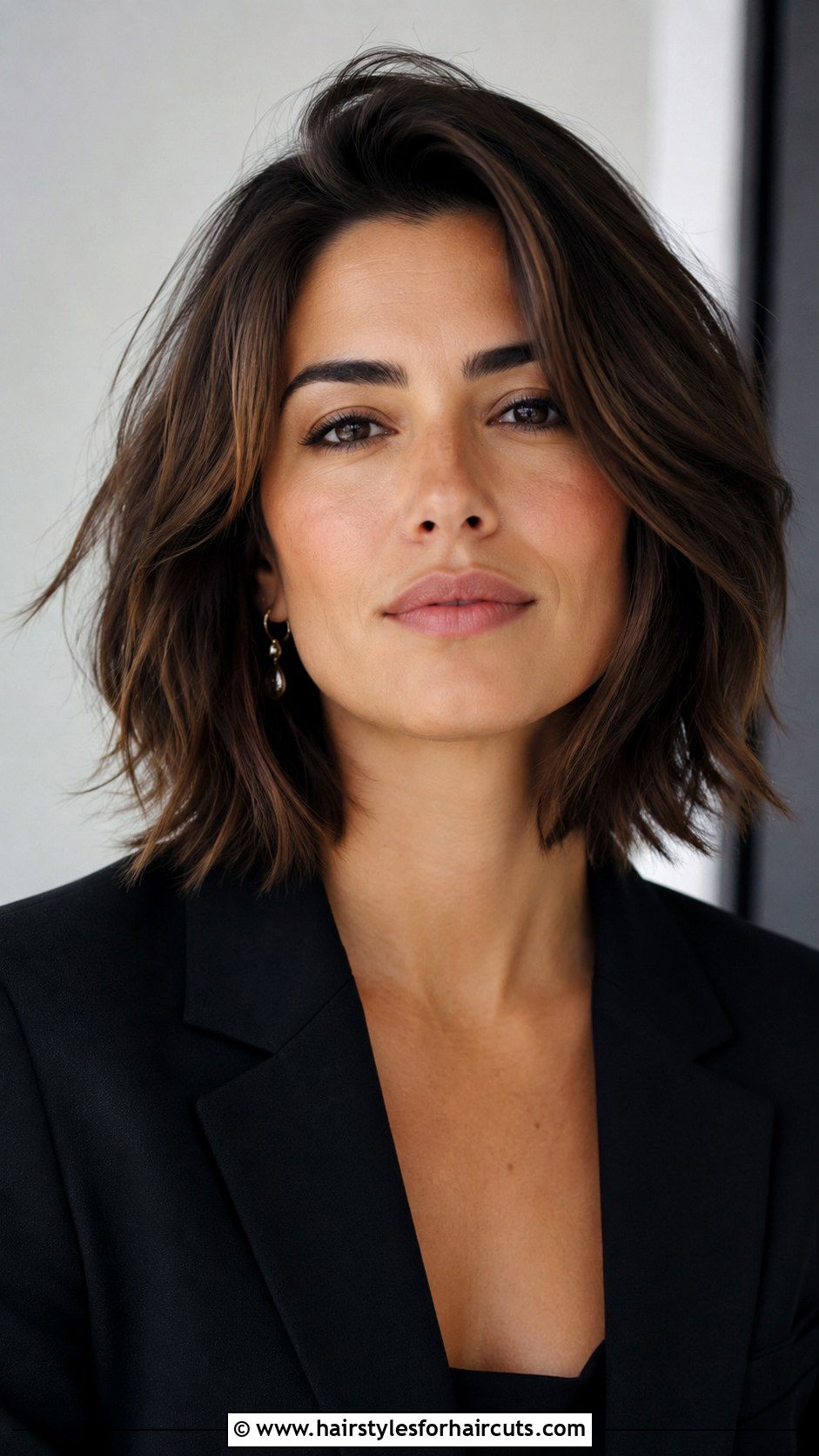 Textured Lob Haircut - 25 hairstyles magazine - 25 hairstyles magazine