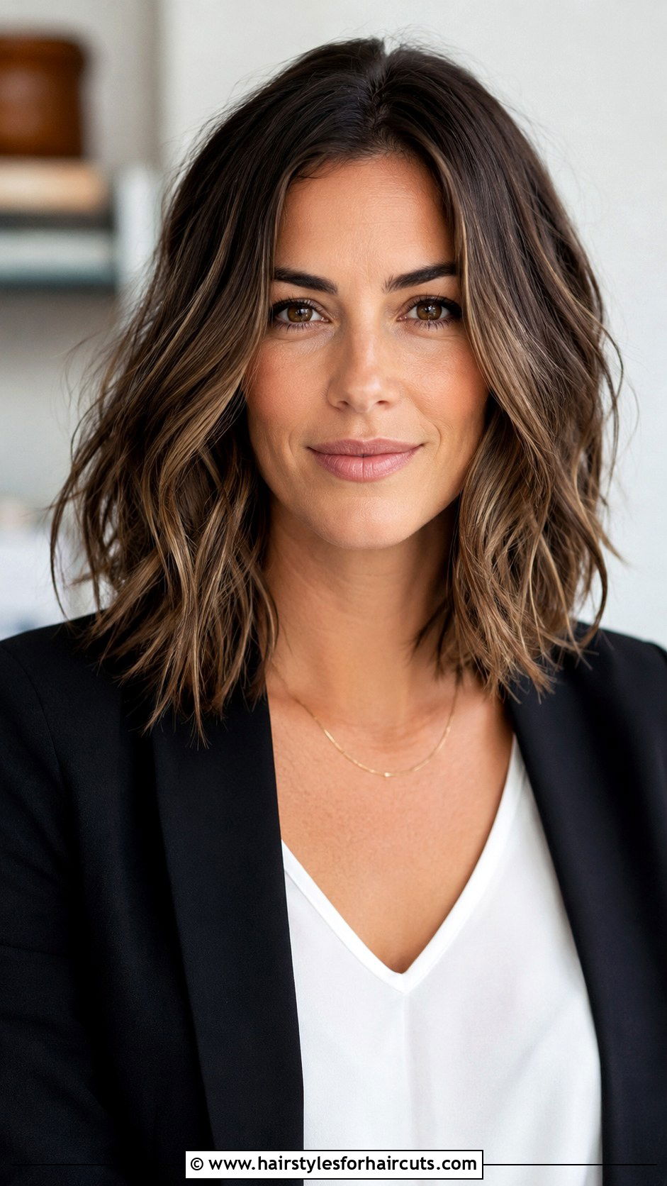 Textured Lob With Hair Extensions - 25 cute hairstyles with hair extensions - 25 cute hairstyles with hair extensions