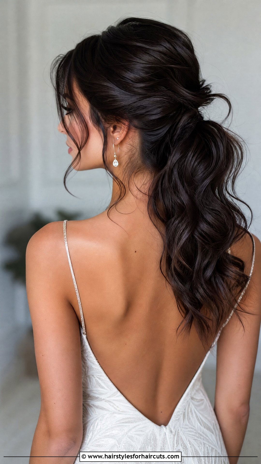 Textured Low Ponytail Bridal Hair - 25 wedding hairstyles for dark hair - 25 wedding hairstyles for dark hair