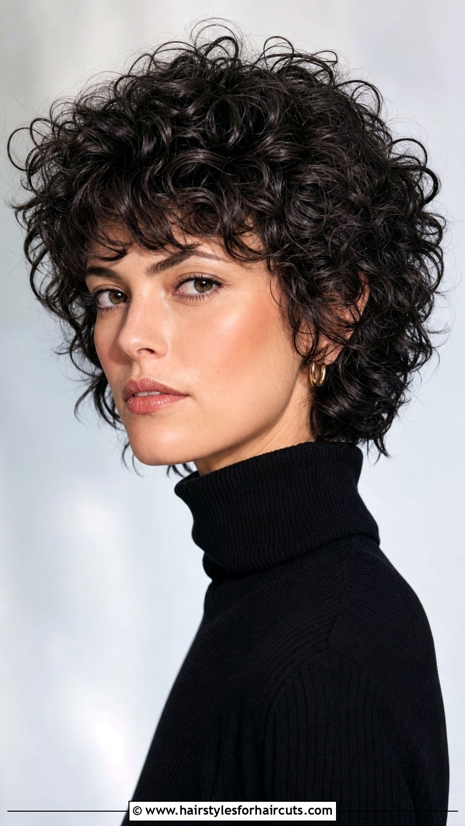 Textured Perm On Medium Wedge Cut - 25 perm hairstyles for medium hair - 25 perm hairstyles for medium hair
