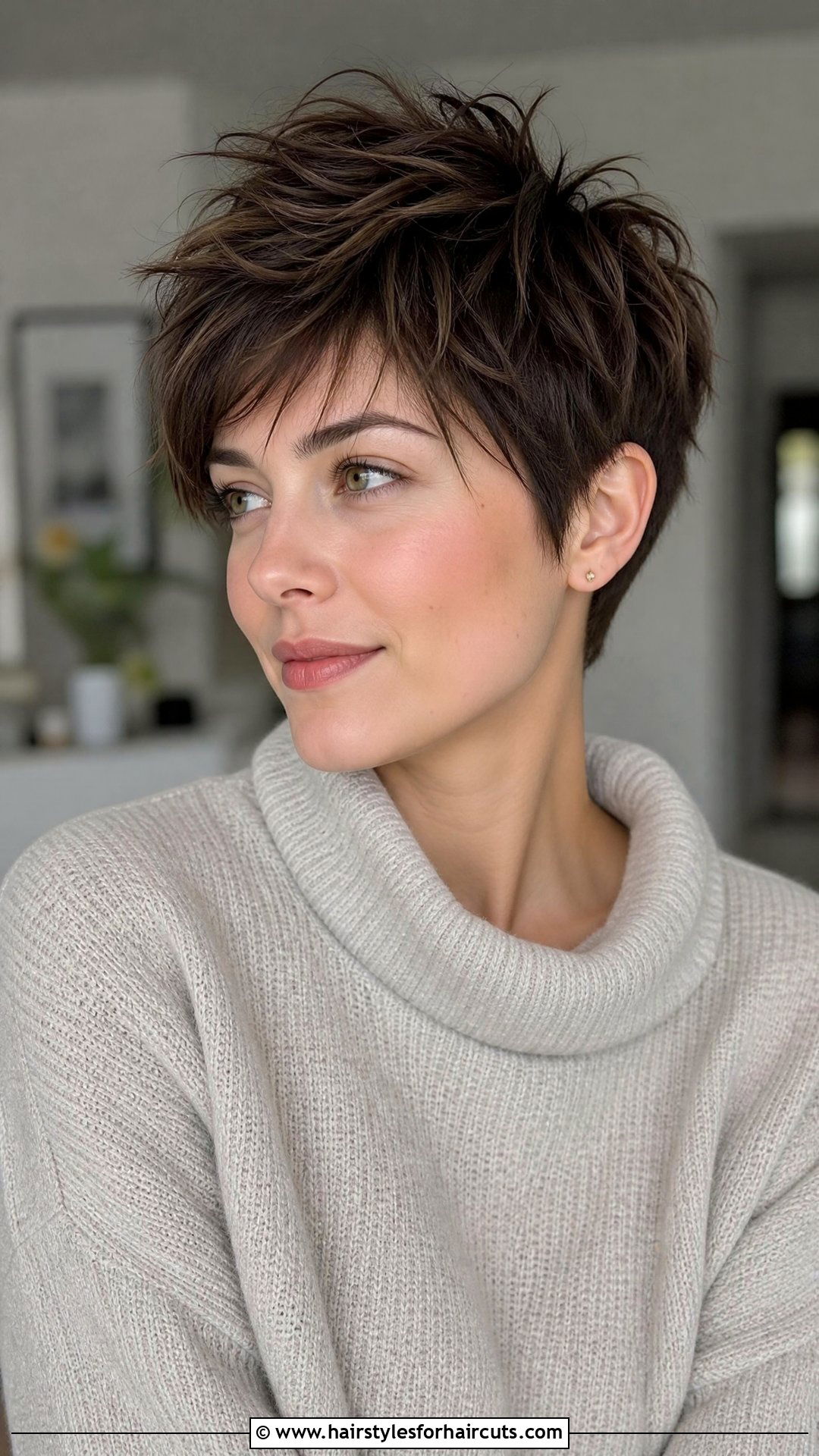 Textured Pixie Cut - 25 hairstyles for women over 80 - 25 hairstyles for women over 80