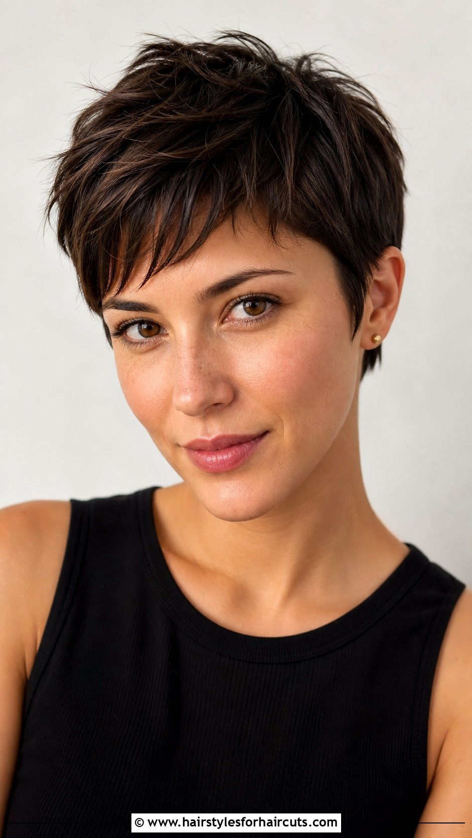 Textured Pixie Cut - 25 polish hairstyles - 25 polish hairstyles