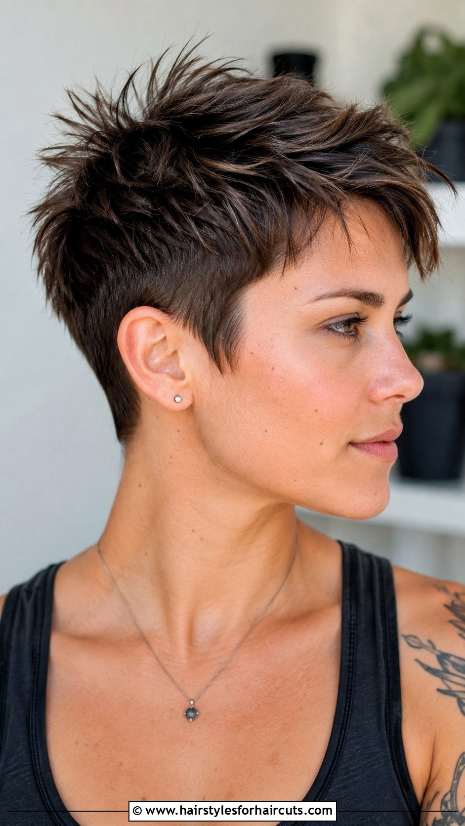 Textured Pixie Haircut - 25 best haircuts for thin hair - 25 best haircuts for thin hair