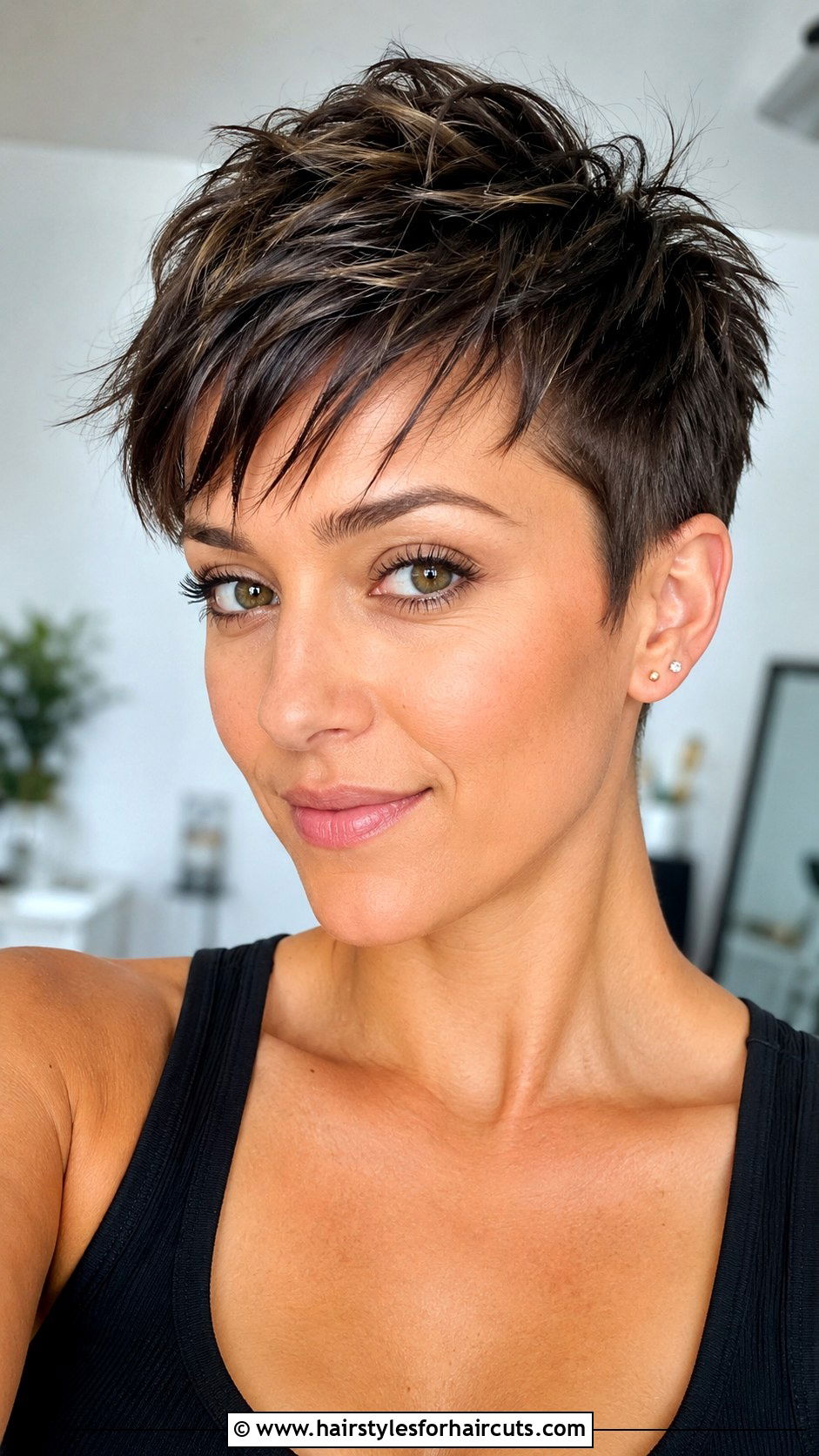 Textured Pixie Haircut - 25 haircuts for square face female - 25 haircuts for square face female