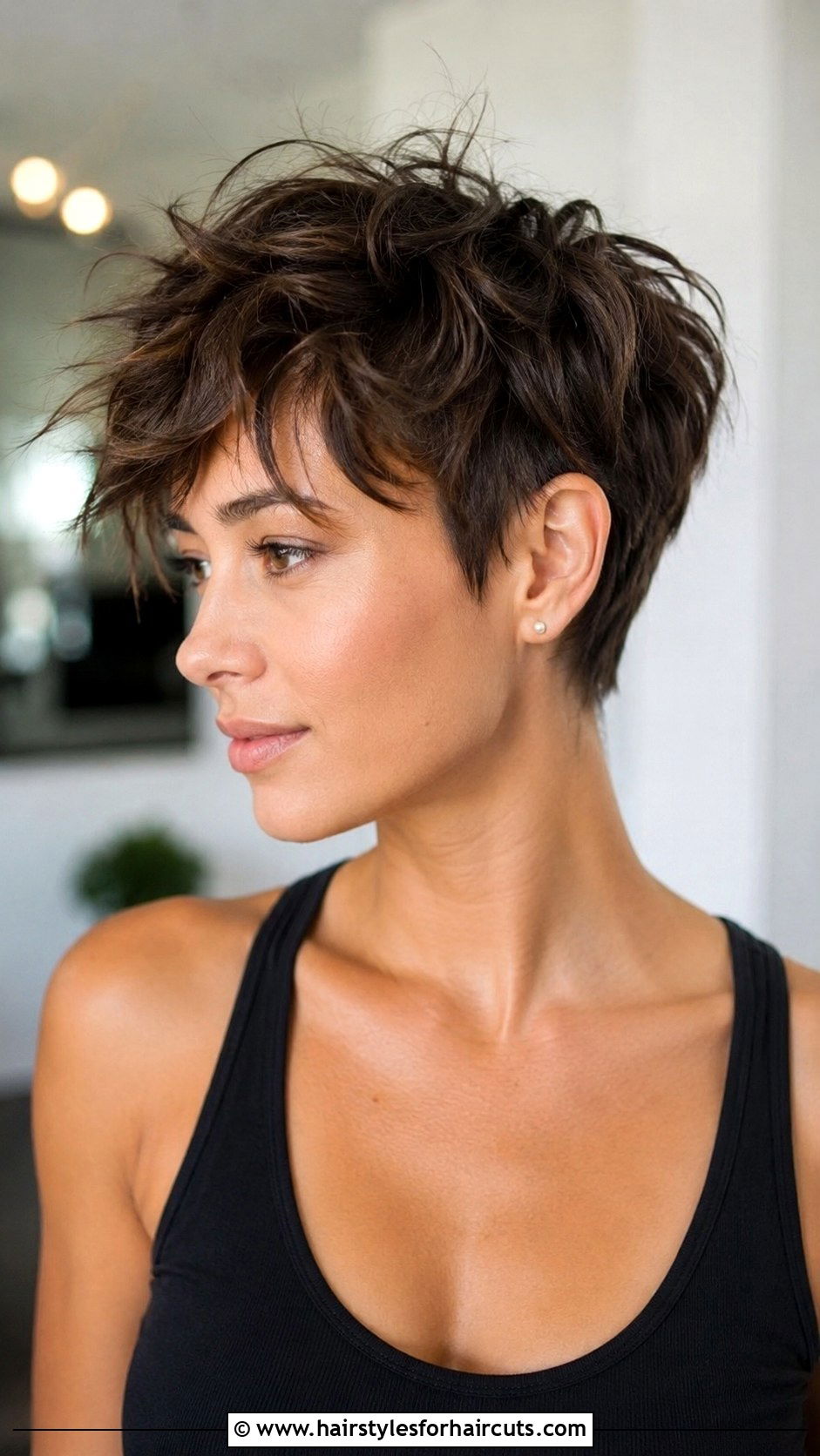 Textured Pixie Haircut - 25 haircuts for wavy hair female - 25 haircuts for wavy hair female