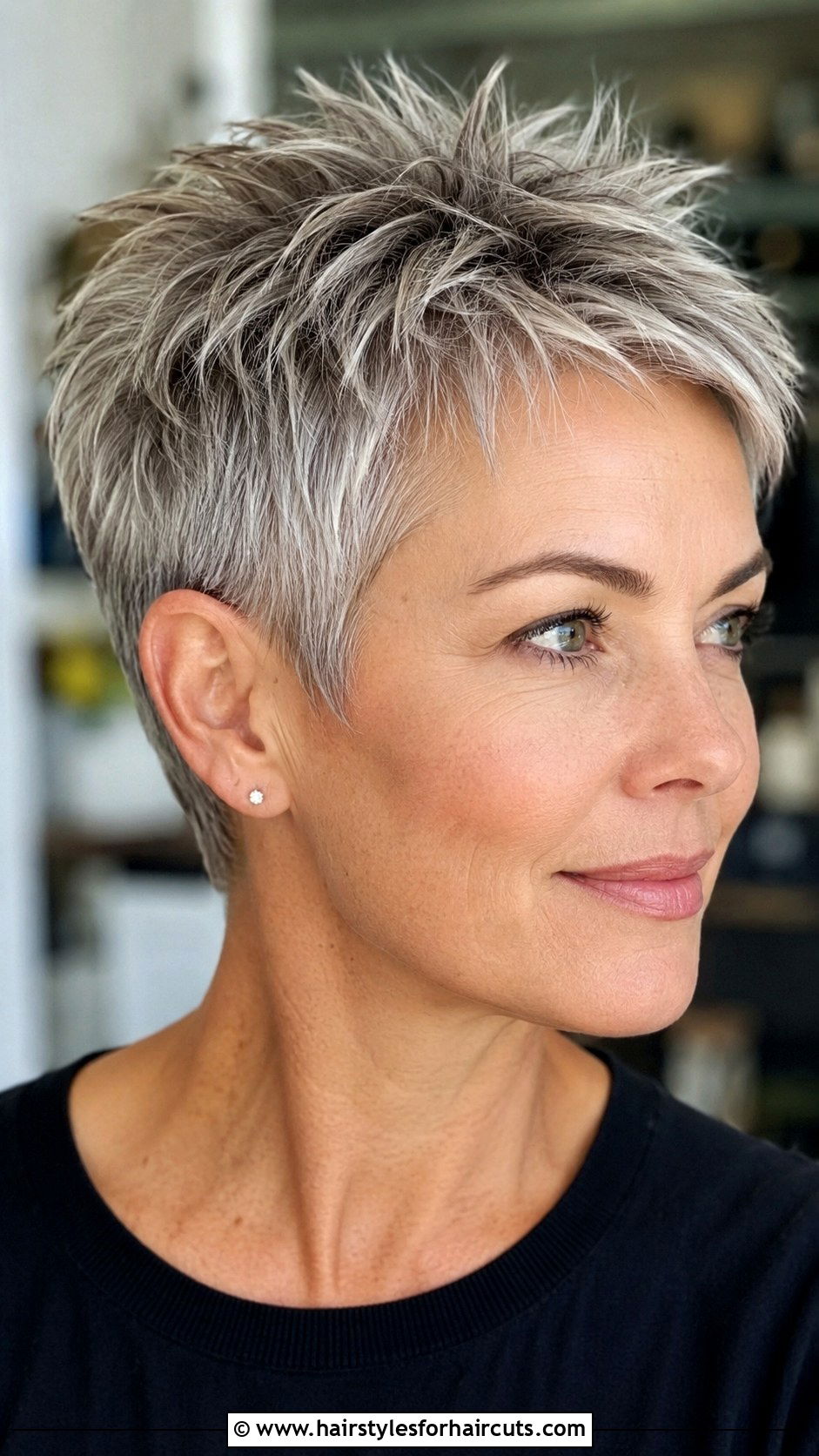 Textured Pixie Haircut - 25 haircuts pictures - 25 haircuts pictures