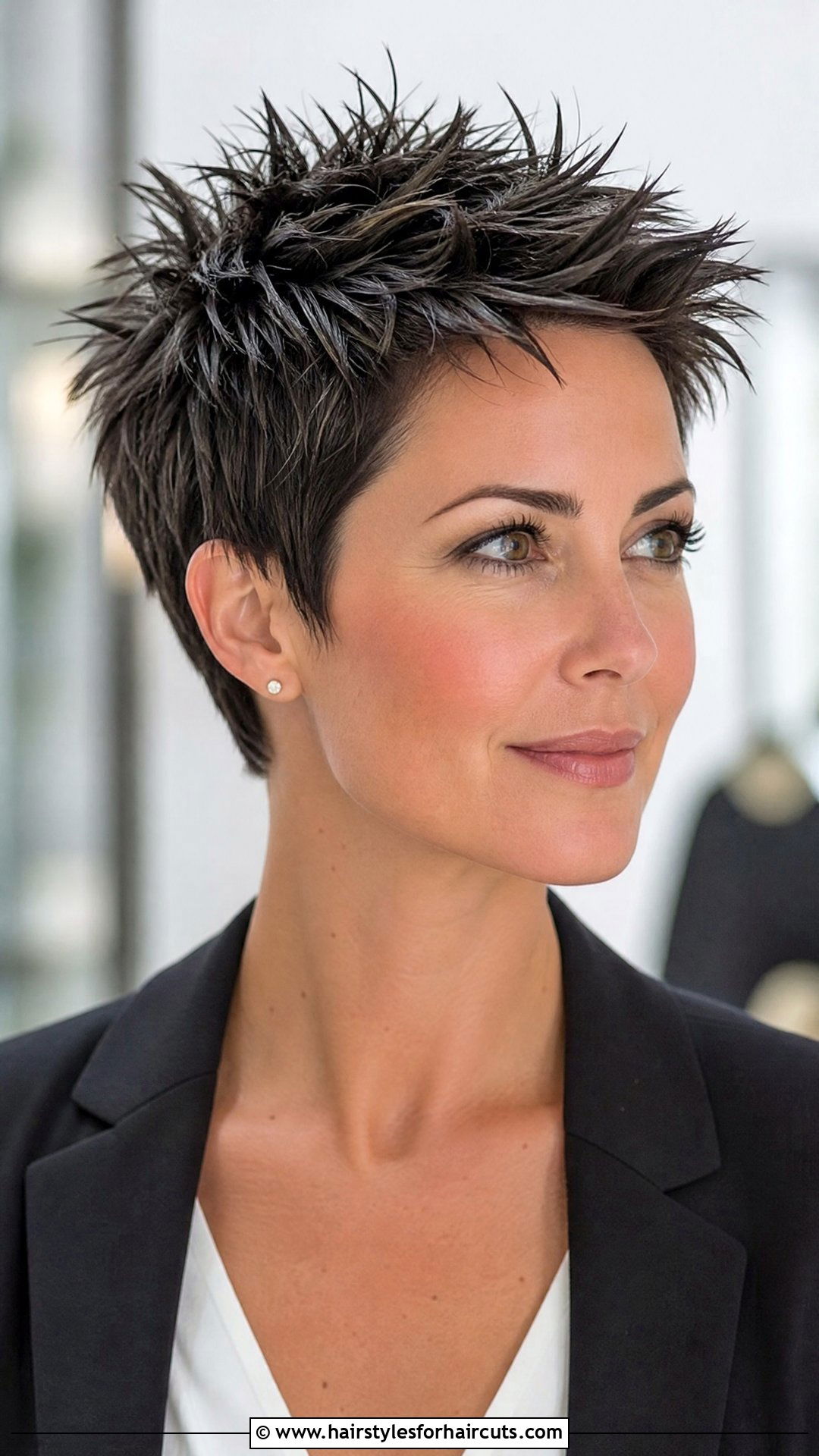 Textured Pixie With Gel - 25 formal hairstyles for short hair - 25 formal hairstyles for short hair