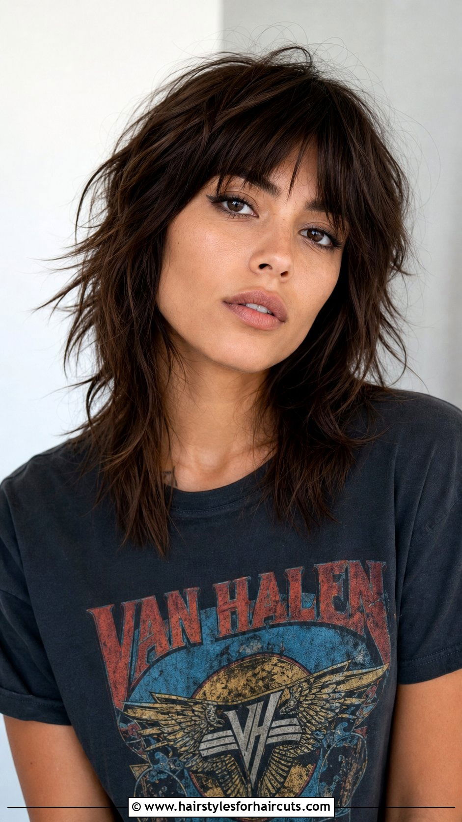 Textured Shag With Fringe - 25 hairstyles fringe - 25 hairstyles fringe