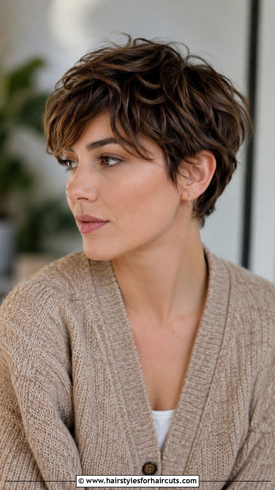Textured Short Hair Waves - 25 cute and quick hairstyles for short hair - 25 cute and quick hairstyles for short hair