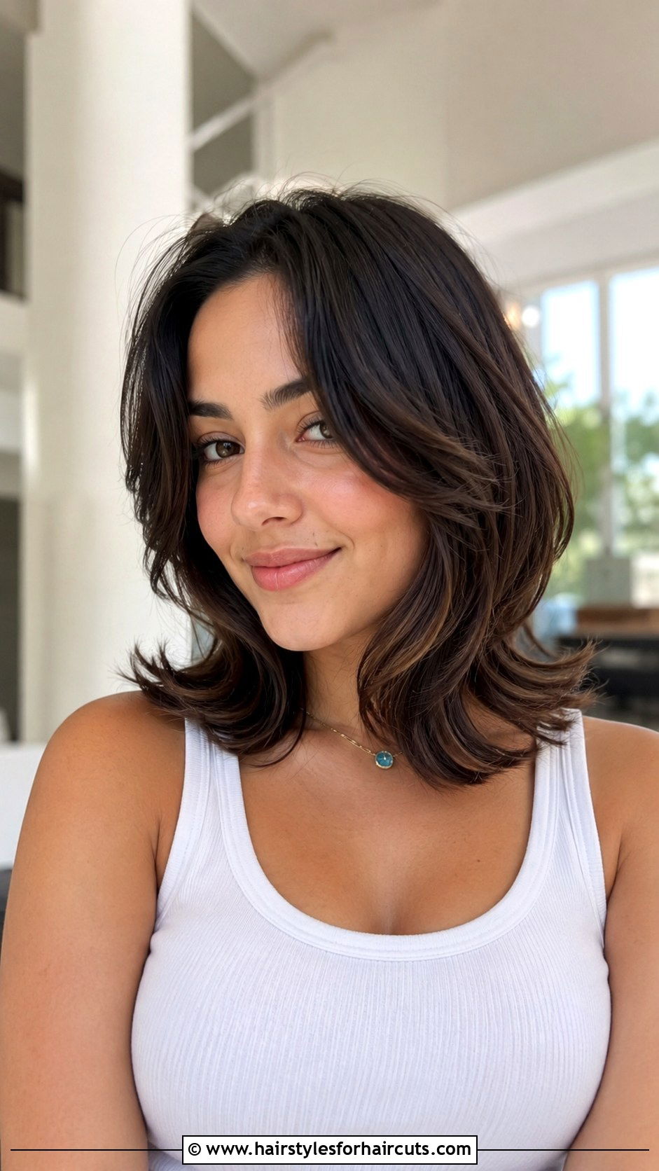 Textured Shoulder Length Flip - 25 hot brush hairstyles - 25 hot brush hairstyles