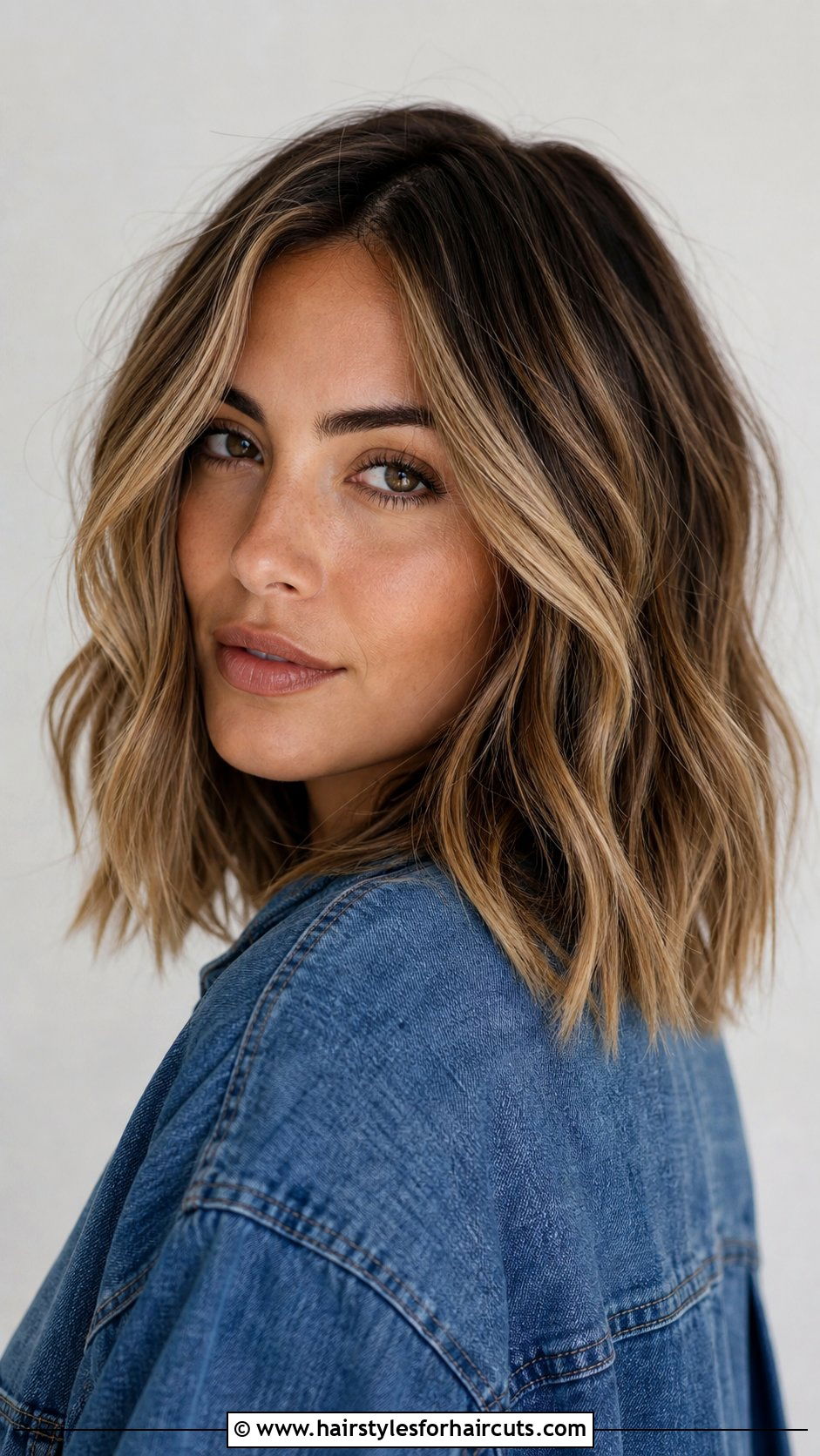 Textured Wavy Lob - 25 medium lenght hairstyles - 25 medium lenght hairstyles