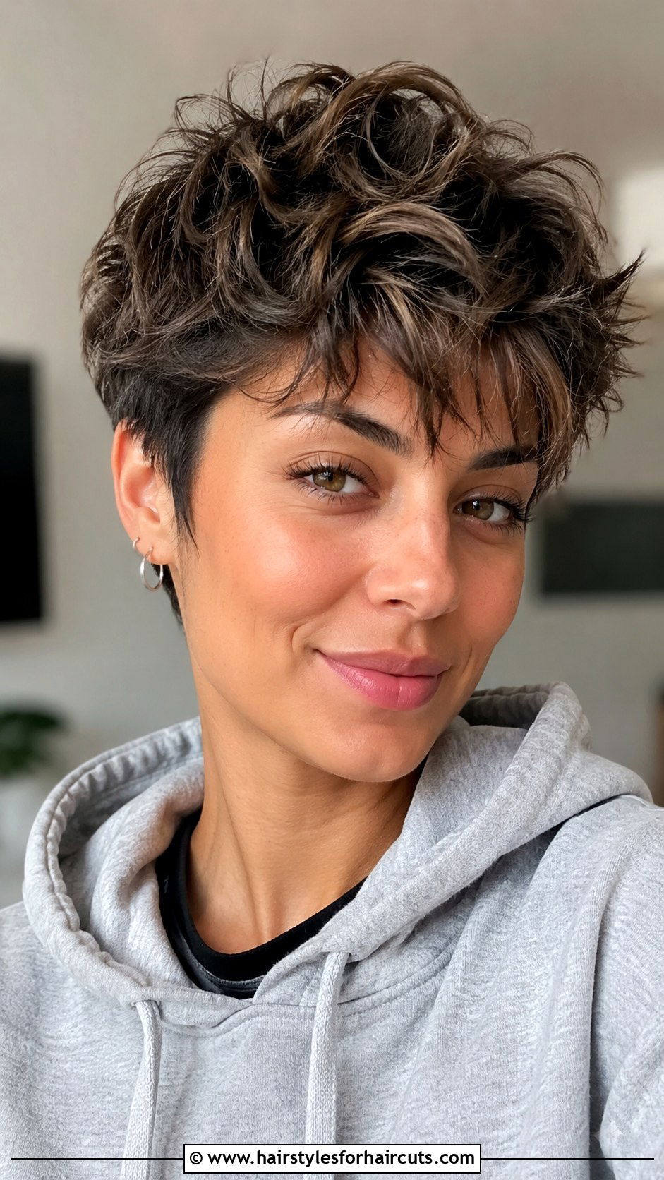 Textured Wavy Pixie - 25 hairstyles with rollers short hair - 25 hairstyles with rollers short hair