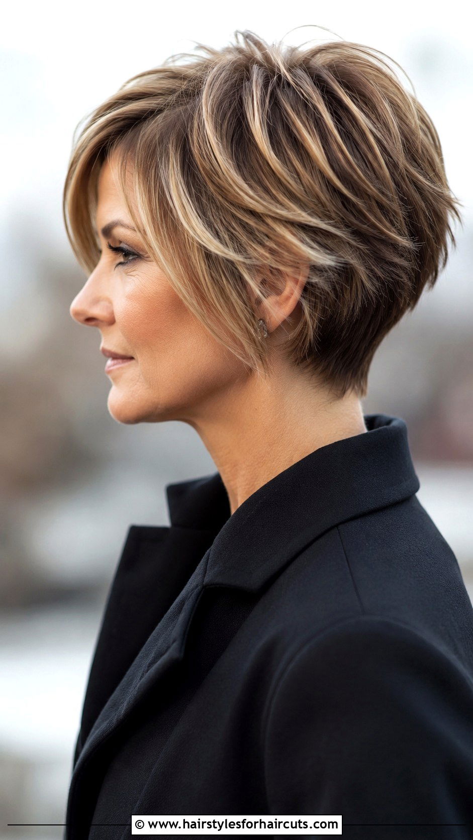 Textured Wedge Haircut - 25 haircuts schaumburg - 25 haircuts schaumburg