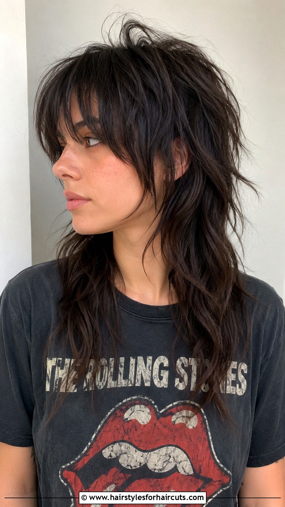 Textured Wolf Cut - 25 asian female hairstyles - 25 asian female hairstyles