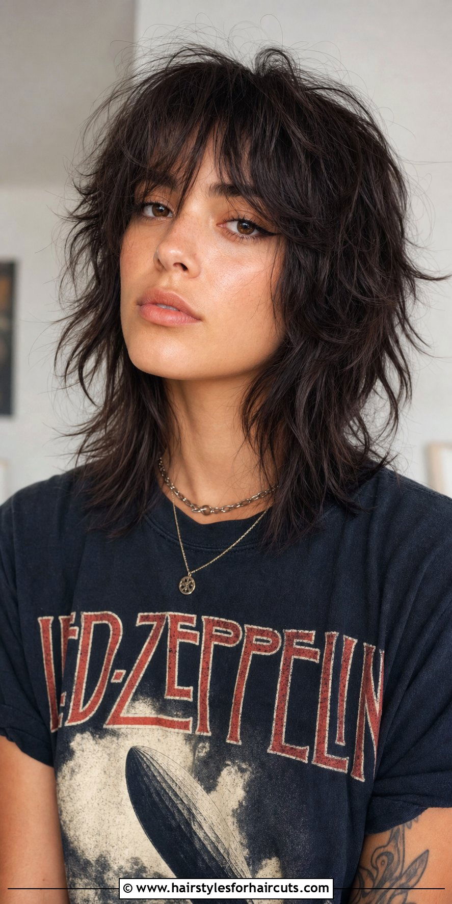 Textured Wolf Cut - 25 haircuts open - 25 haircuts open