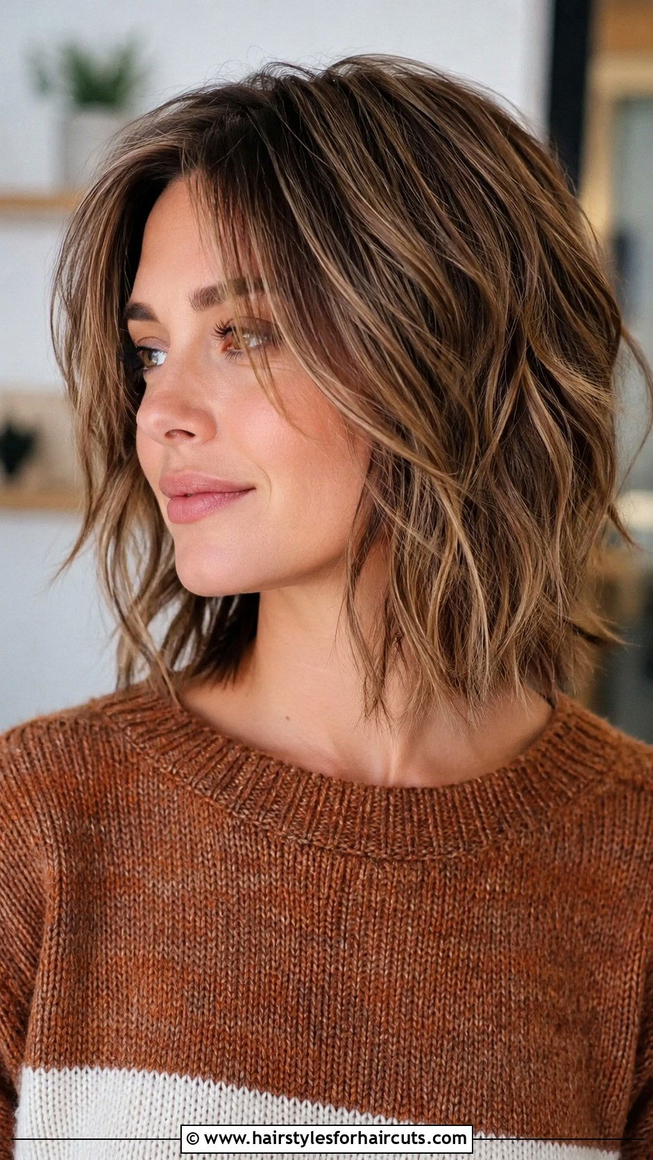 Texturized Lob Haircut - 25 black haircuts women - 25 black haircuts women