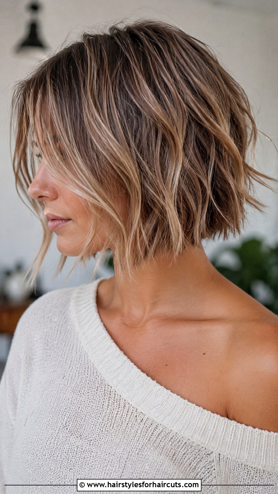 Texturized Short Bob - 25 low maintenance thick hair short bob haircuts - 25 low maintenance thick hair short bob haircuts