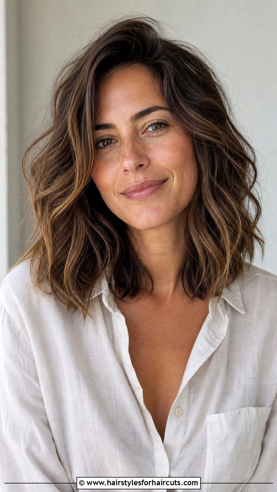 Texturized Wavy Shoulder Length Hair - 25 hairstyles wavy hair women - 25 hairstyles wavy hair women