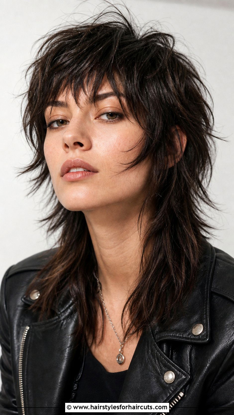 Texturized Wolf Cut - 25 texturized haircuts - 25 texturized haircuts