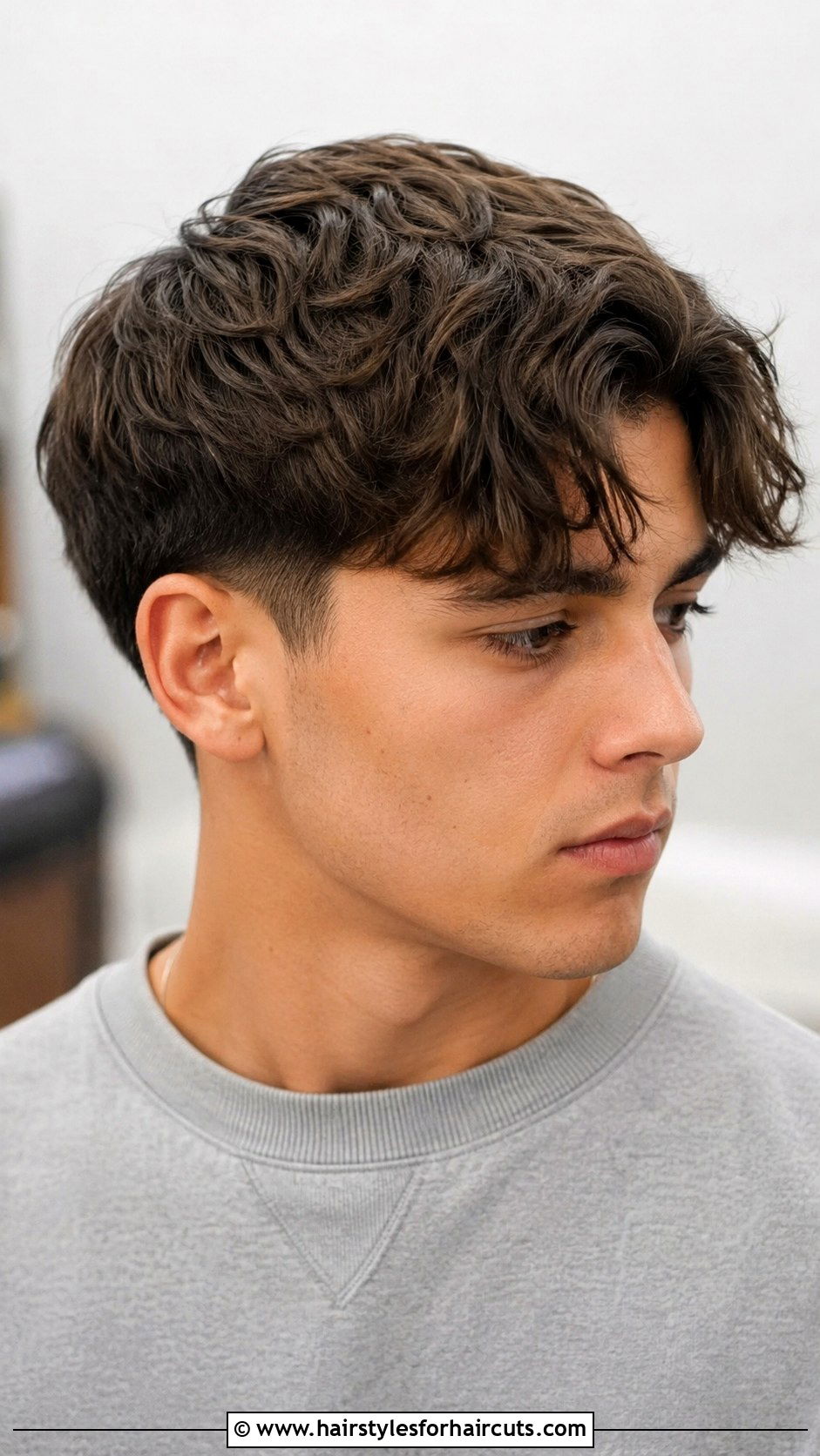 Thick Hair Horseshoe Haircut - 25 horseshoe haircuts - 25 horseshoe haircuts