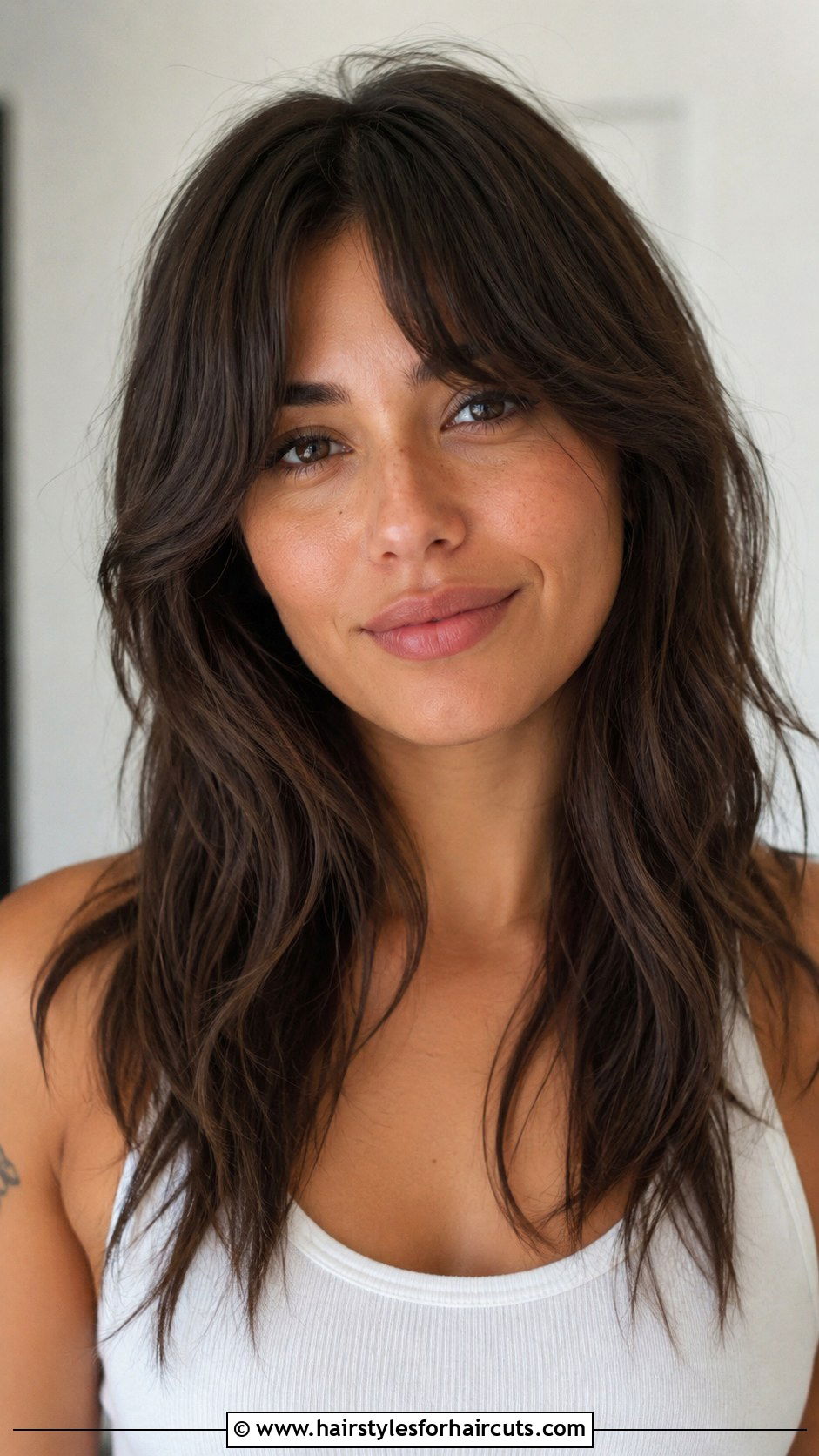 Thick Hair With Bottleneck Bangs - 25 womens hairstyles with bangs - 25 womens hairstyles with bangs