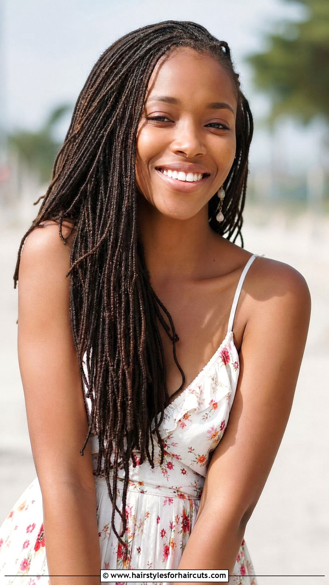Thin Rasta Locs Cascade - 25 rasta hairstyles - 25 rasta hairstyles