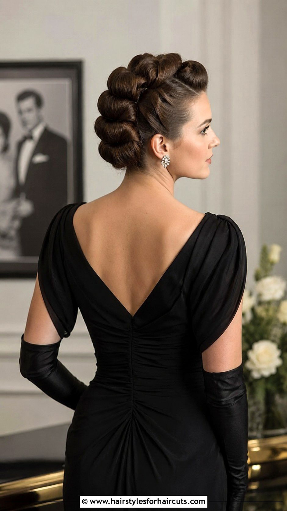 Tiered Rolls - 25 1940s womens hairstyles long hair - 25 1940s womens hairstyles long hair
