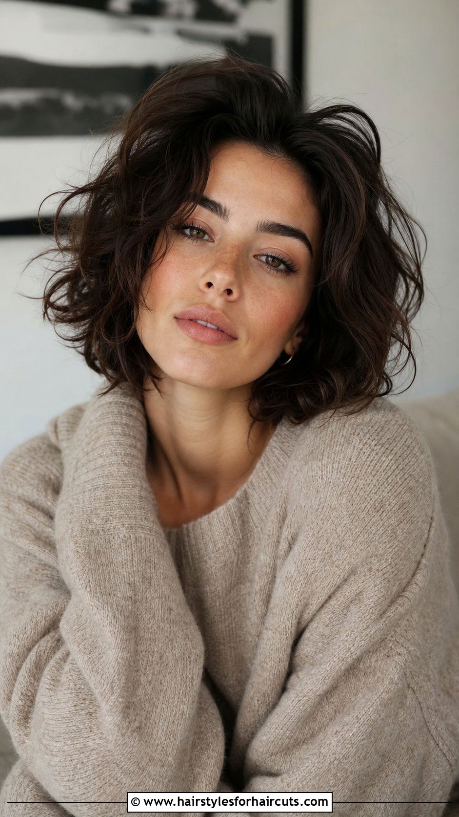 Tousled Rounded Bob - 25 rounded bob haircuts for fine hair - 25 rounded bob haircuts for fine hair