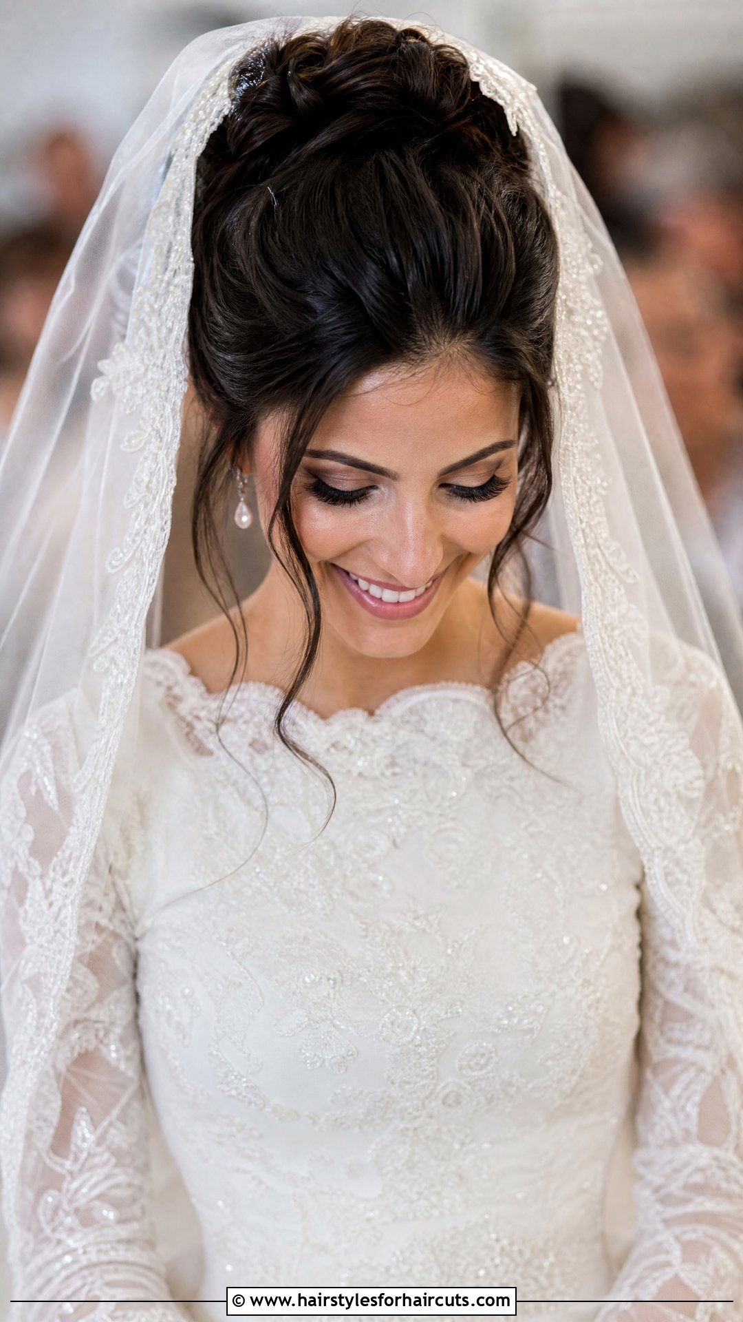 Traditional Jewish Bride Wedding Hair - 25 jewish hairstyles - 25 jewish hairstyles