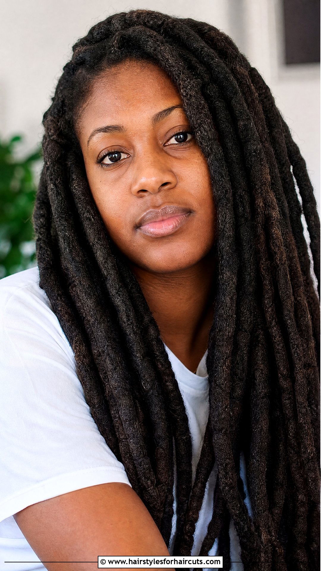 Traditional Thick Locs - 25 dreadlock hairstyles for women - 25 dreadlock hairstyles for women