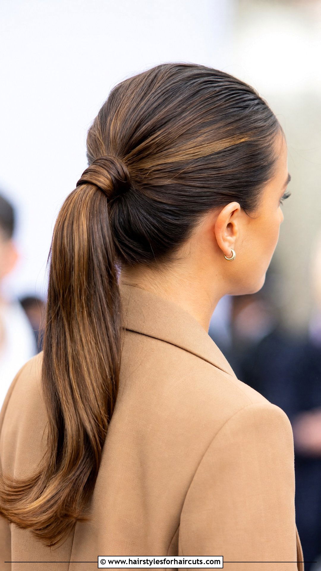 Tucked Ponytail - 25 working hairstyles for long hair - 25 working hairstyles for long hair